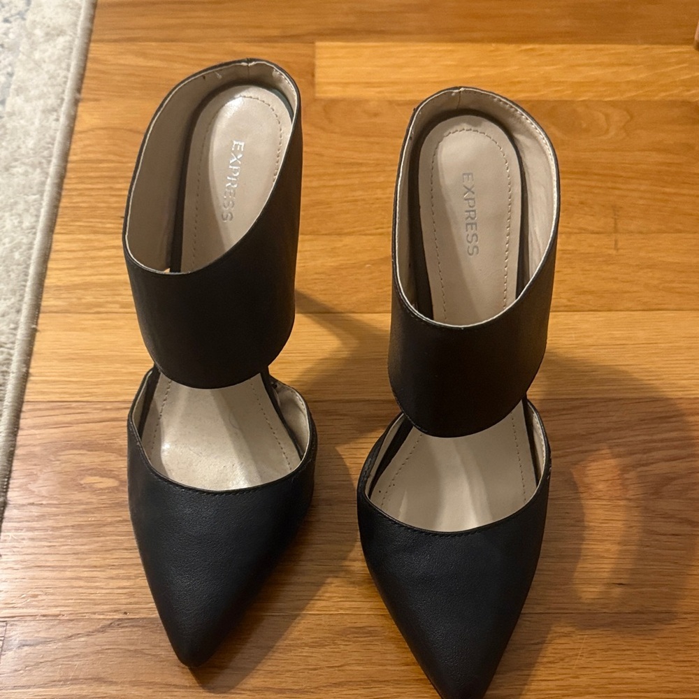 Express Black Pointed Toe Heels